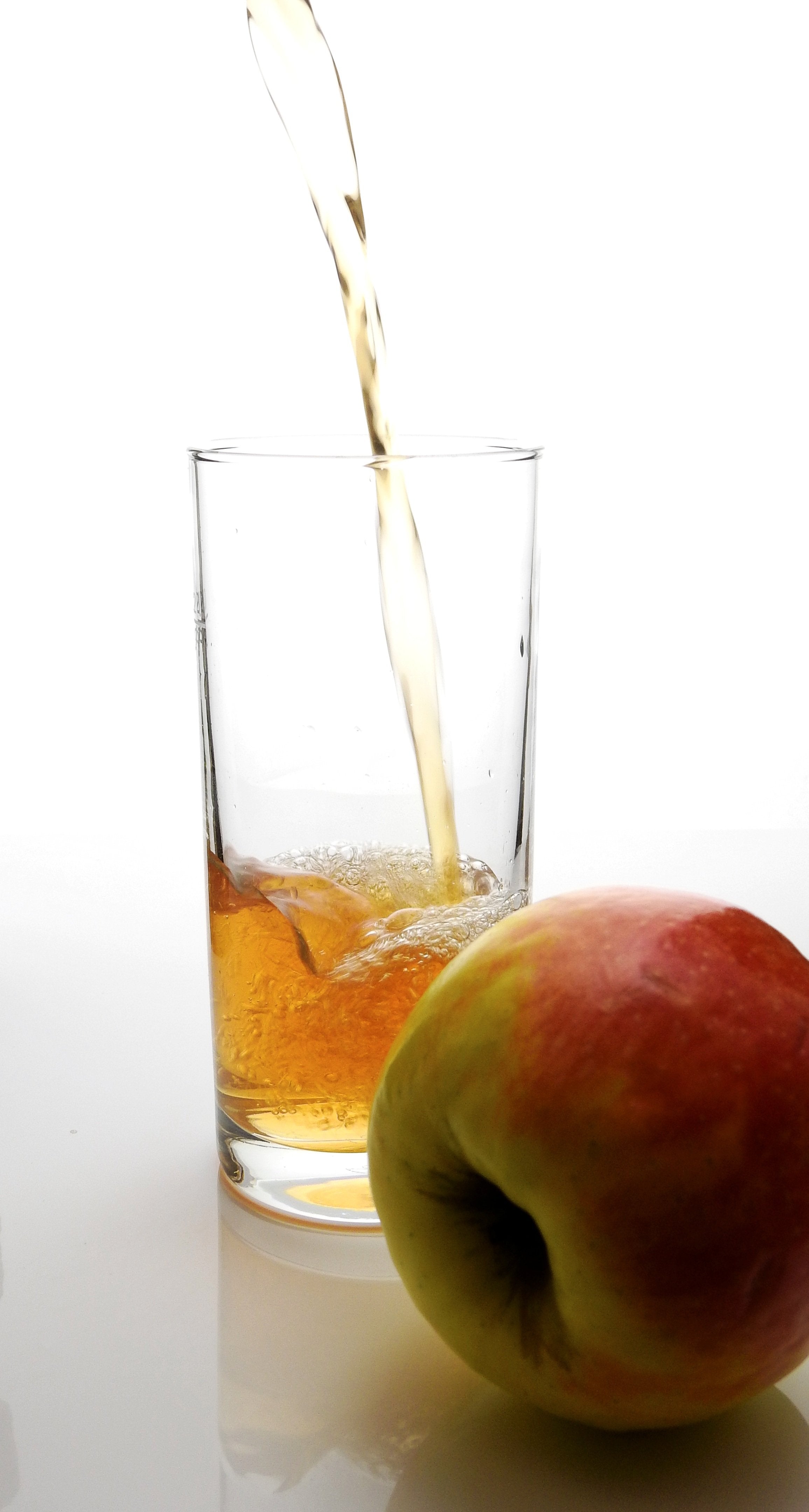 Organic Cloudy Apple Juice 1 x 5 Litre Bag in Box with Tap